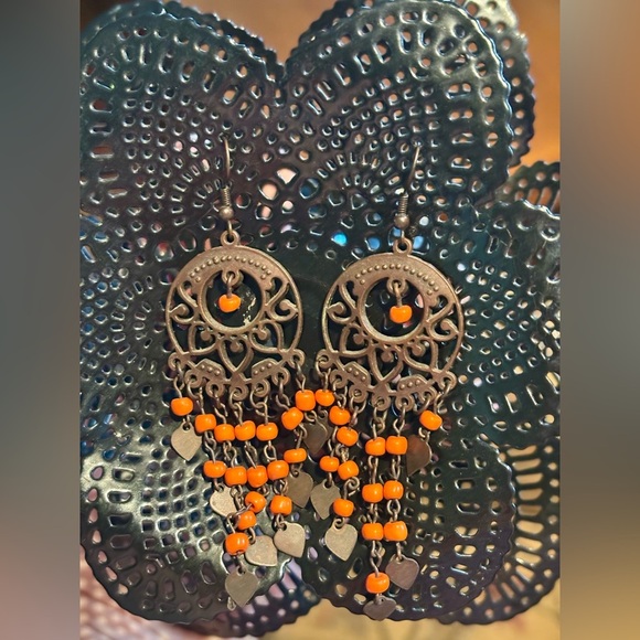 3/$15 - Vintage Bronze Filigree Earrings with Orange Beads - Picture 5 of 7